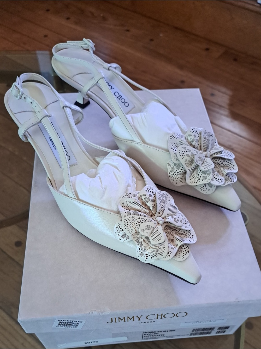 Brand New Jimmy Choo
Mimmi Pointed Toe
Slingback Pump - Picture 9 of 9